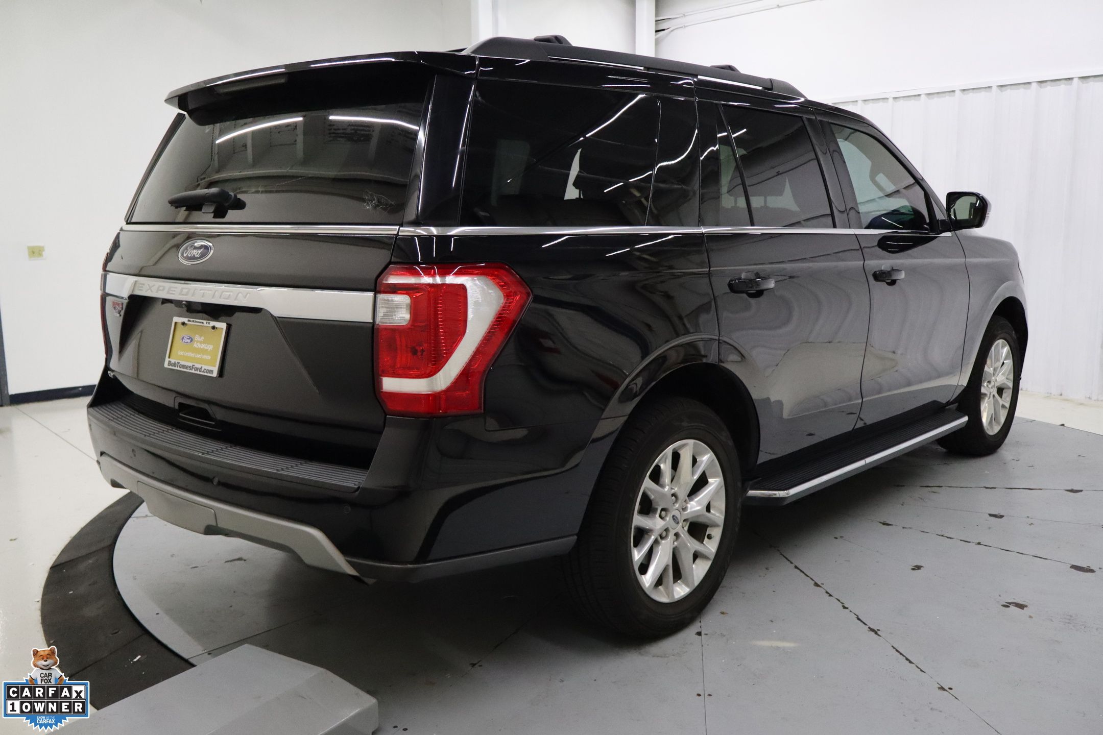 2021 Ford Expedition XLT photo 2