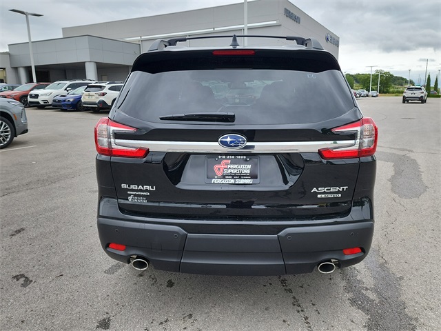 2025 Subaru Ascent Limited photo 2