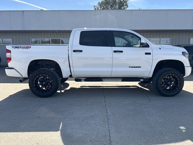 2019 Toyota Tundra SR5 Grade photo 2