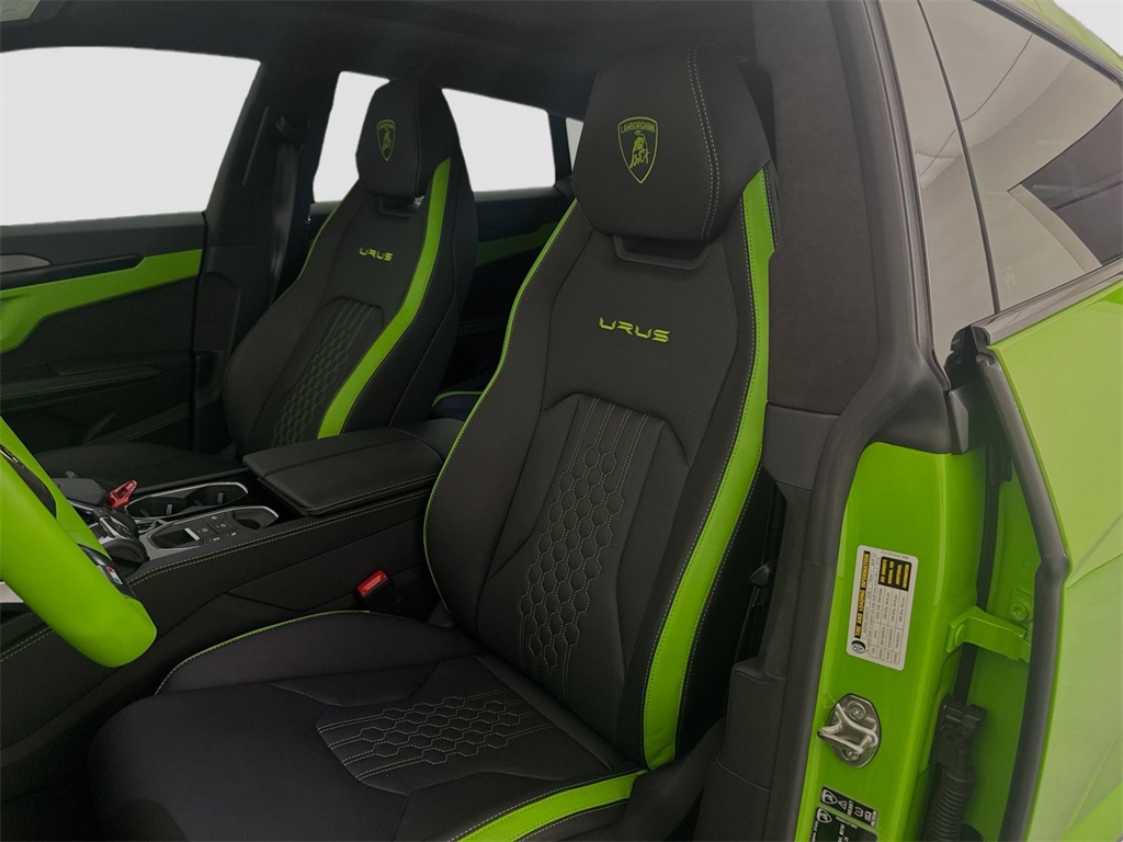 2024 Lamborghini Urus S photo 20