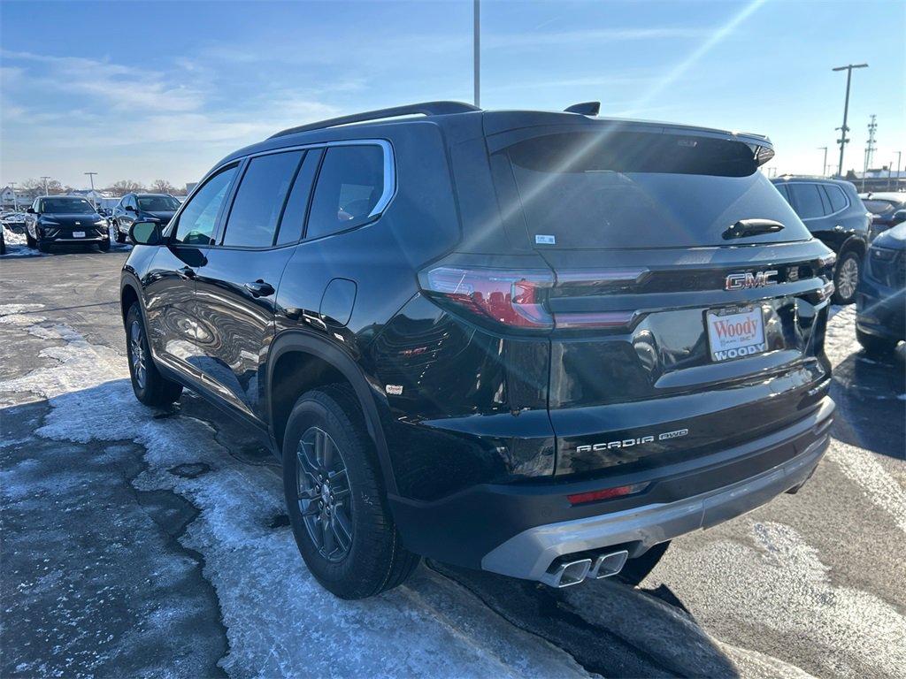 2026 GMC ACADIA - Image 5