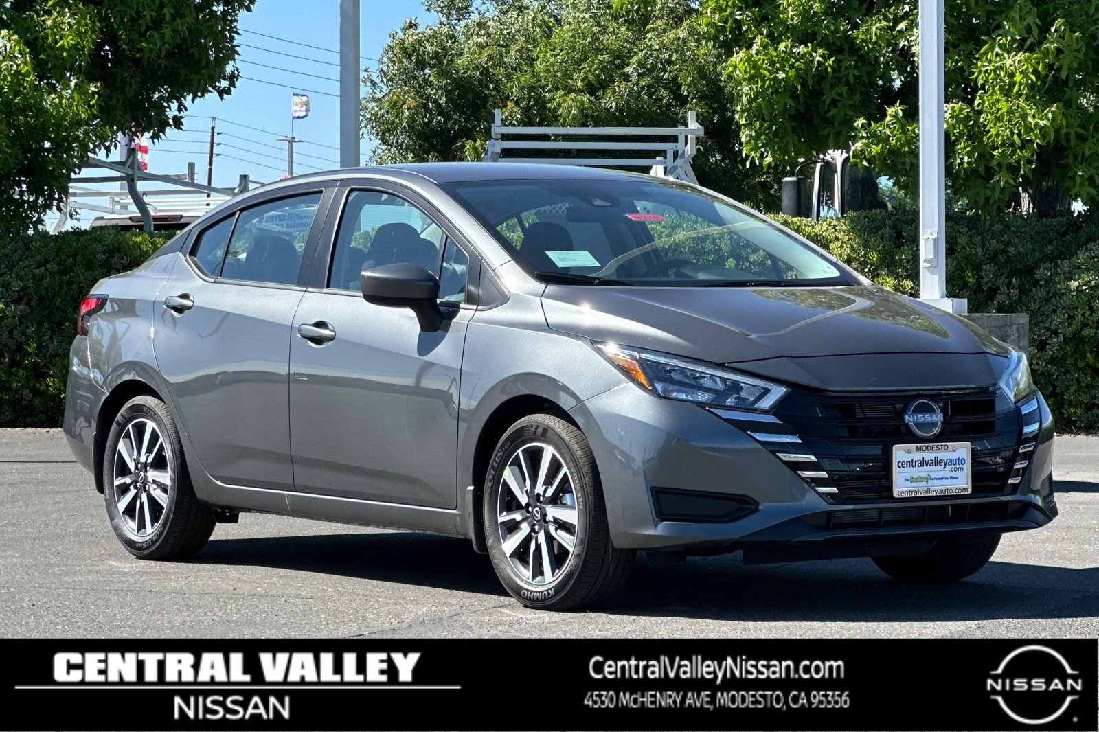 2025 Nissan Versa Sedan