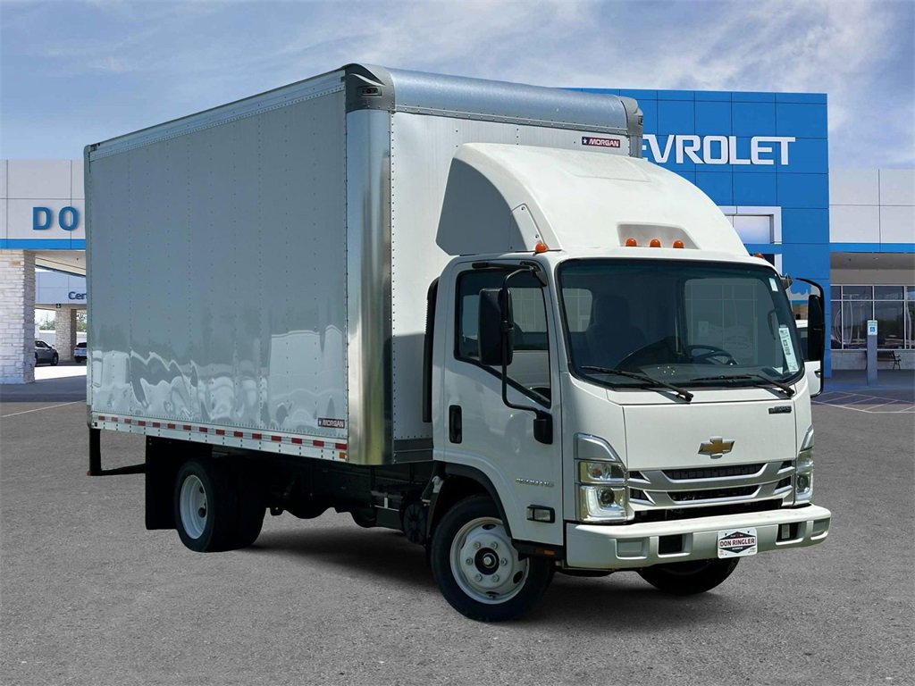 2024 Chevrolet Low Cab Forward Base's photo
