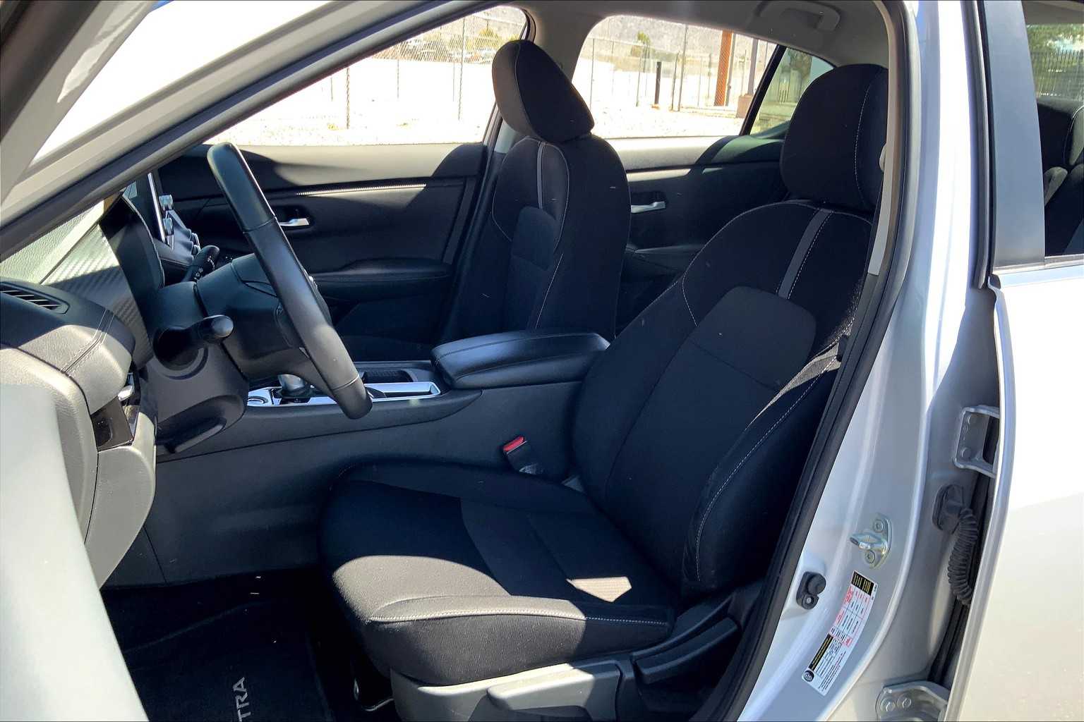 2021 Nissan Sentra SV photo 8