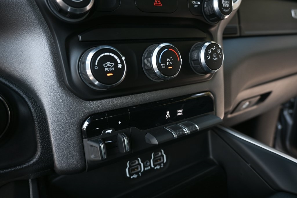2022 Ram 1500 Big Horn Lone Star photo 13