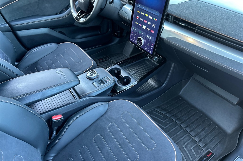 2023 Ford Mustang Mach-E GT photo 14