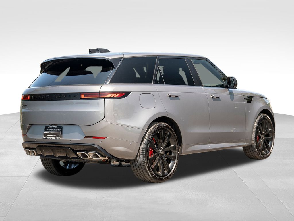 2025 Land Rover Range Rover Sport SE photo 4