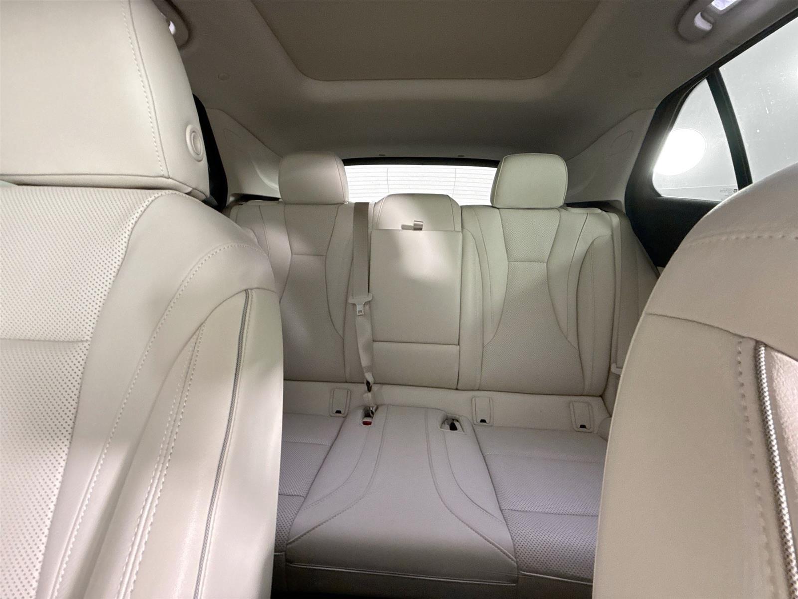 2021 Buick Envision Essence photo 12