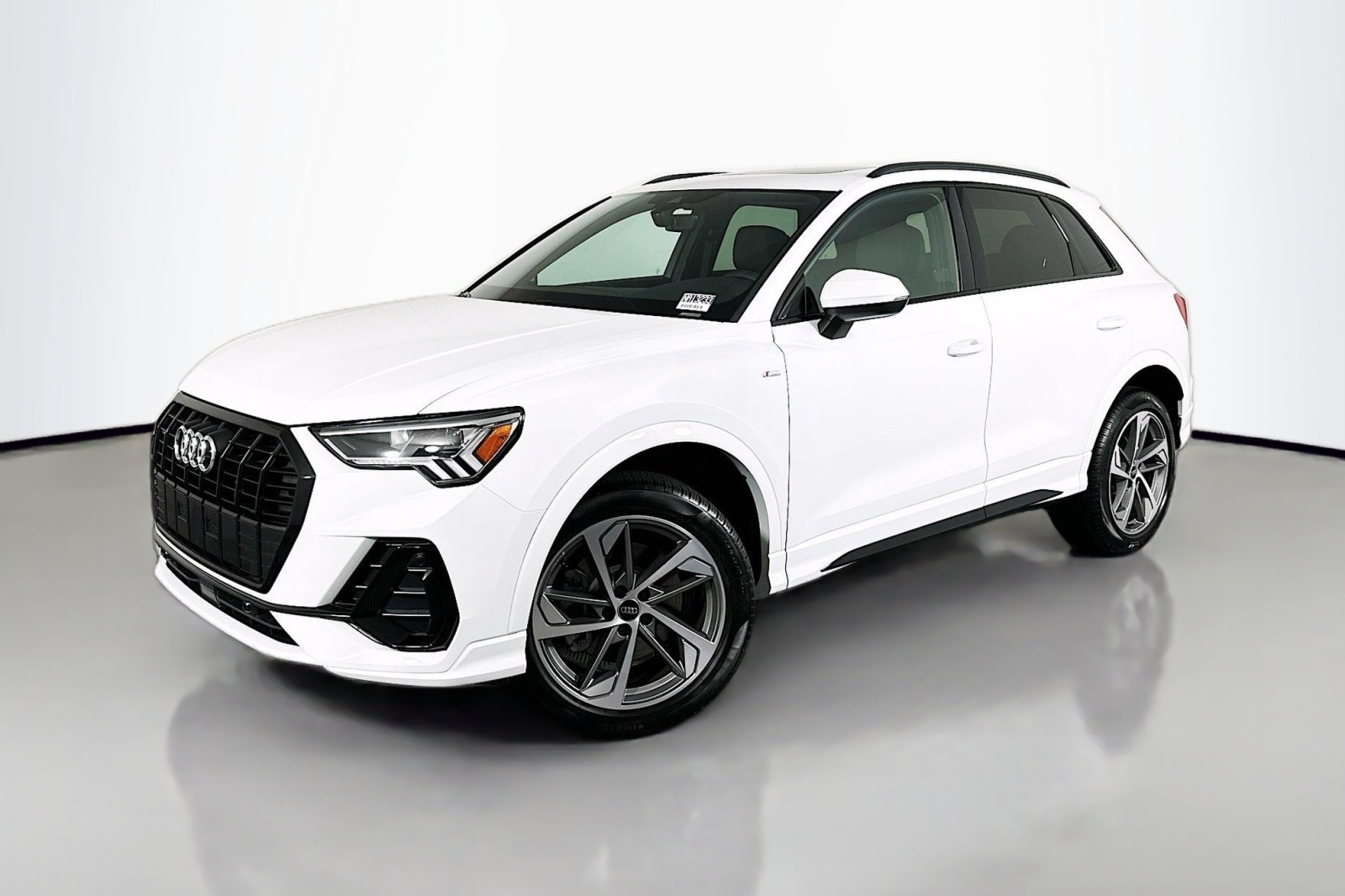 2025 Audi Q3 S Line Premium's photo