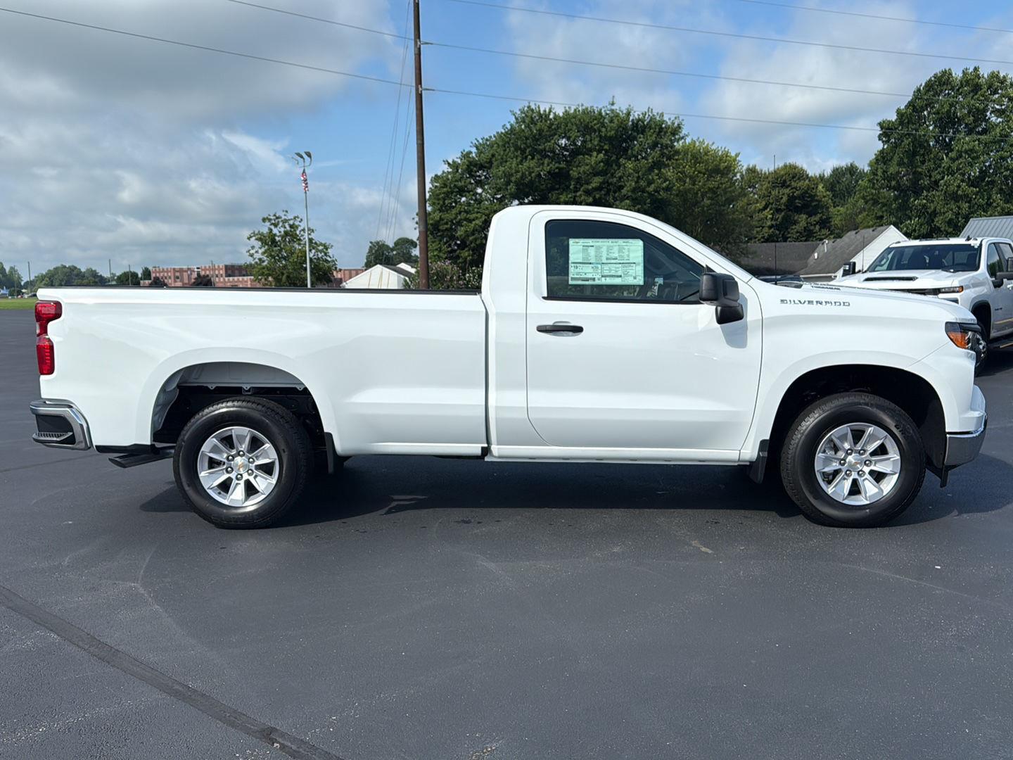 2025 Chevrolet Silverado 1500 photo 4