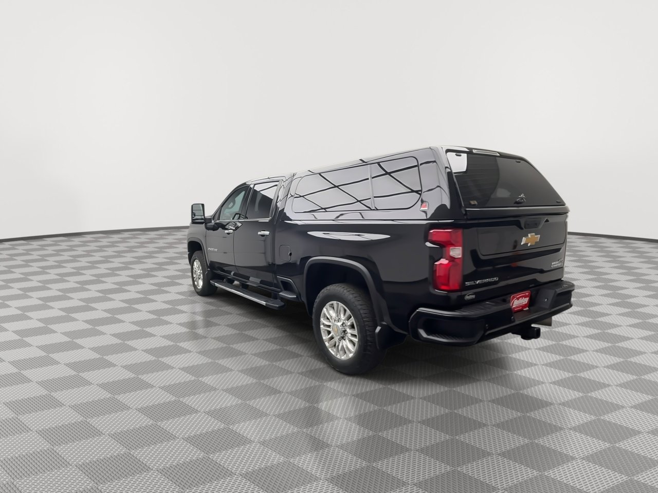 2022 Chevrolet Silverado 2500HD High Country photo 2