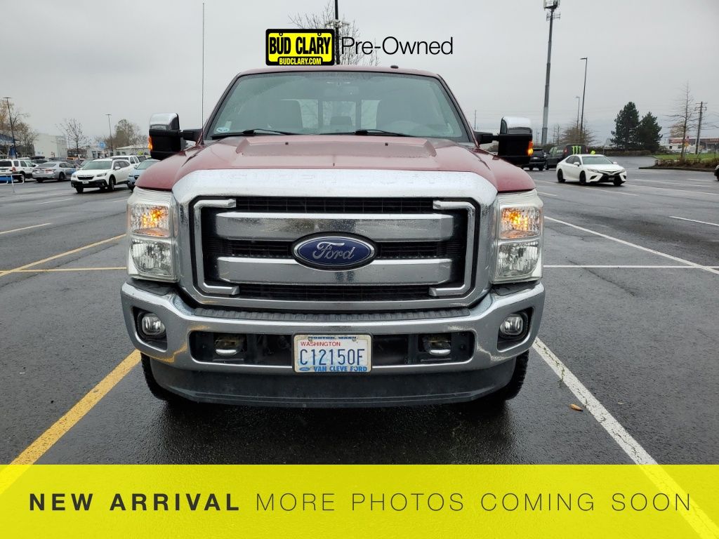 2015 Ford F-350 Super Duty Lariat's photo
