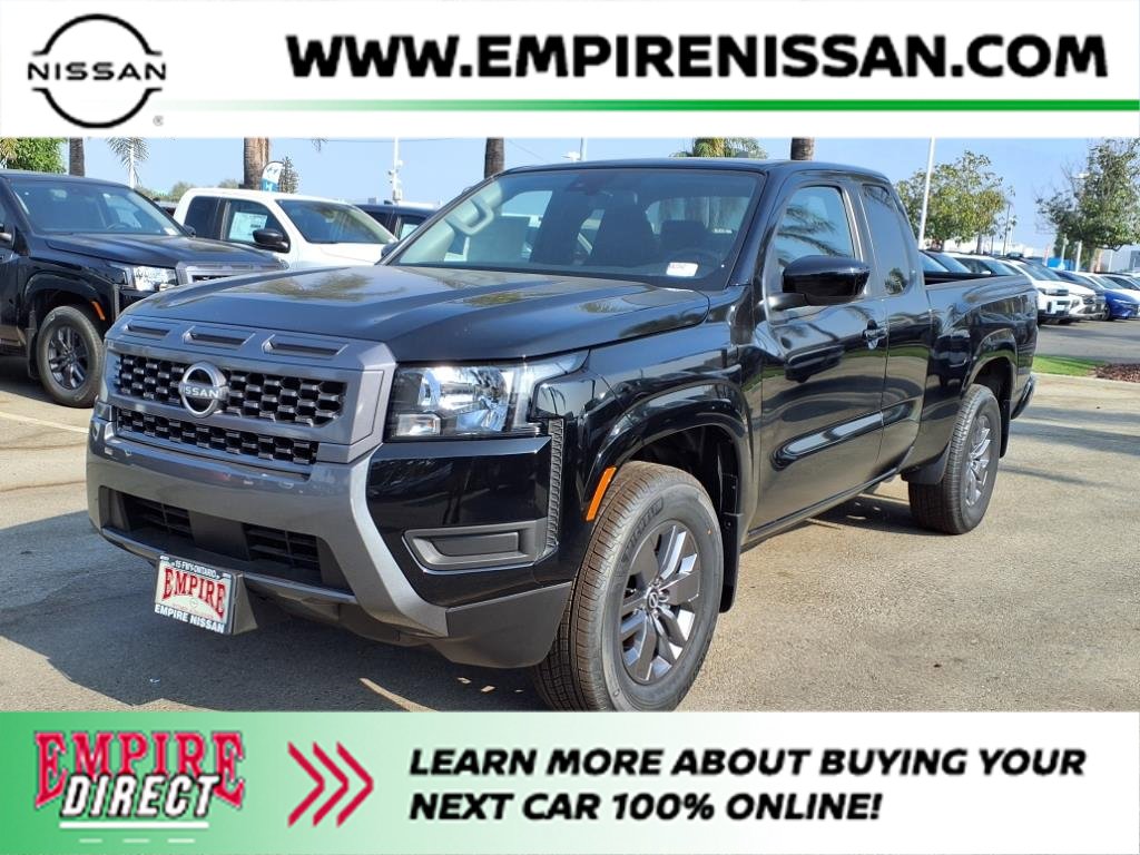 2025 Nissan Frontier SV's photo