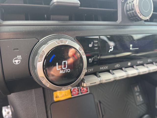 2025 Toyota Tacoma TRD Pro 4x4 photo 21