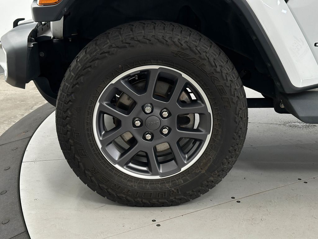 2020 Jeep Gladiator Overland photo 27