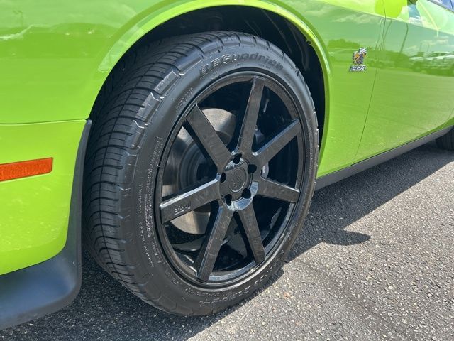 2023 Dodge Challenger R/T Scat Pack photo 9