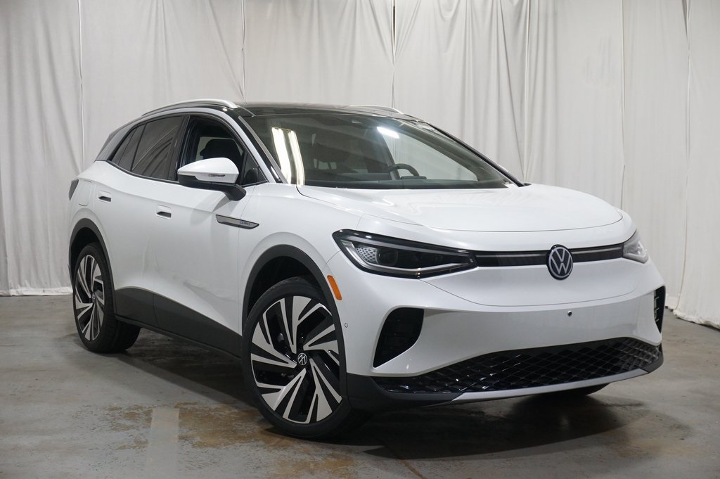 2025 Volkswagen ID.4 Pro Plus photo 3