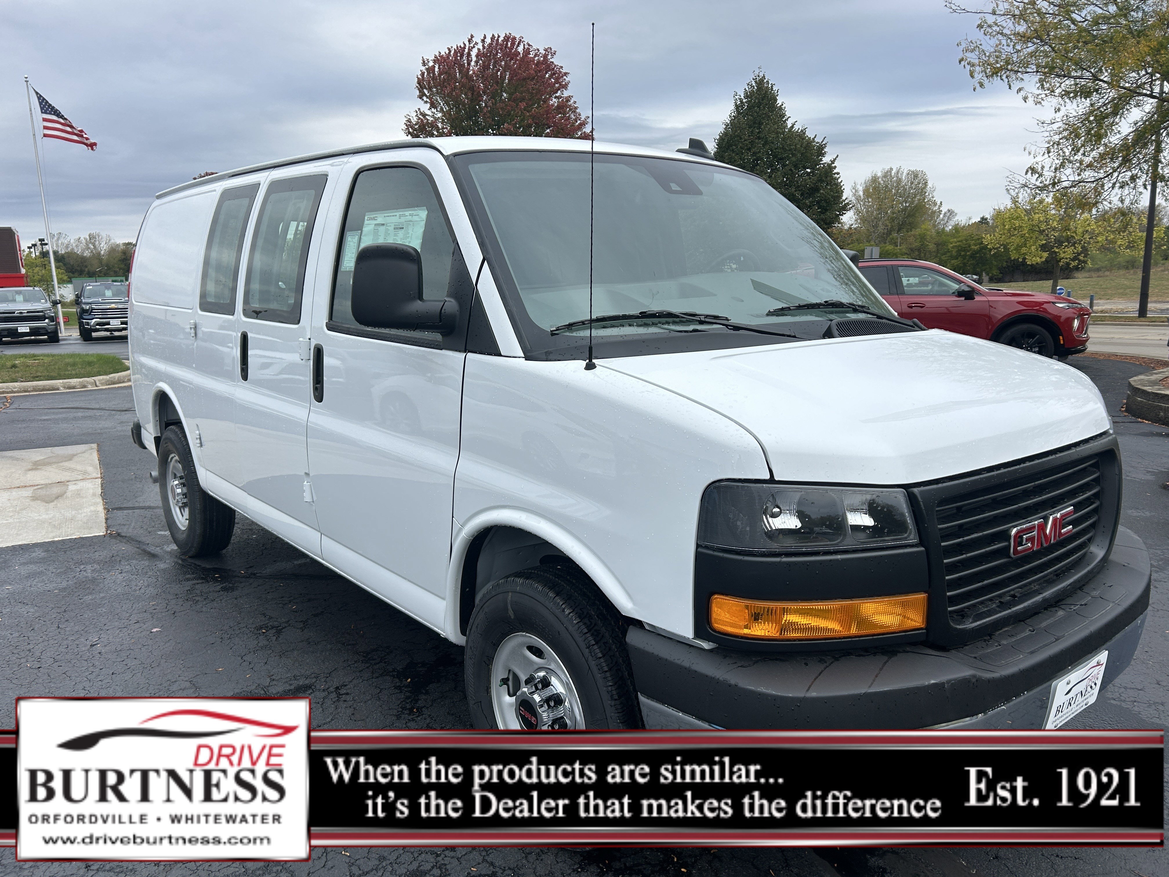 2025 GMC Savana Cargo Work Van's photo