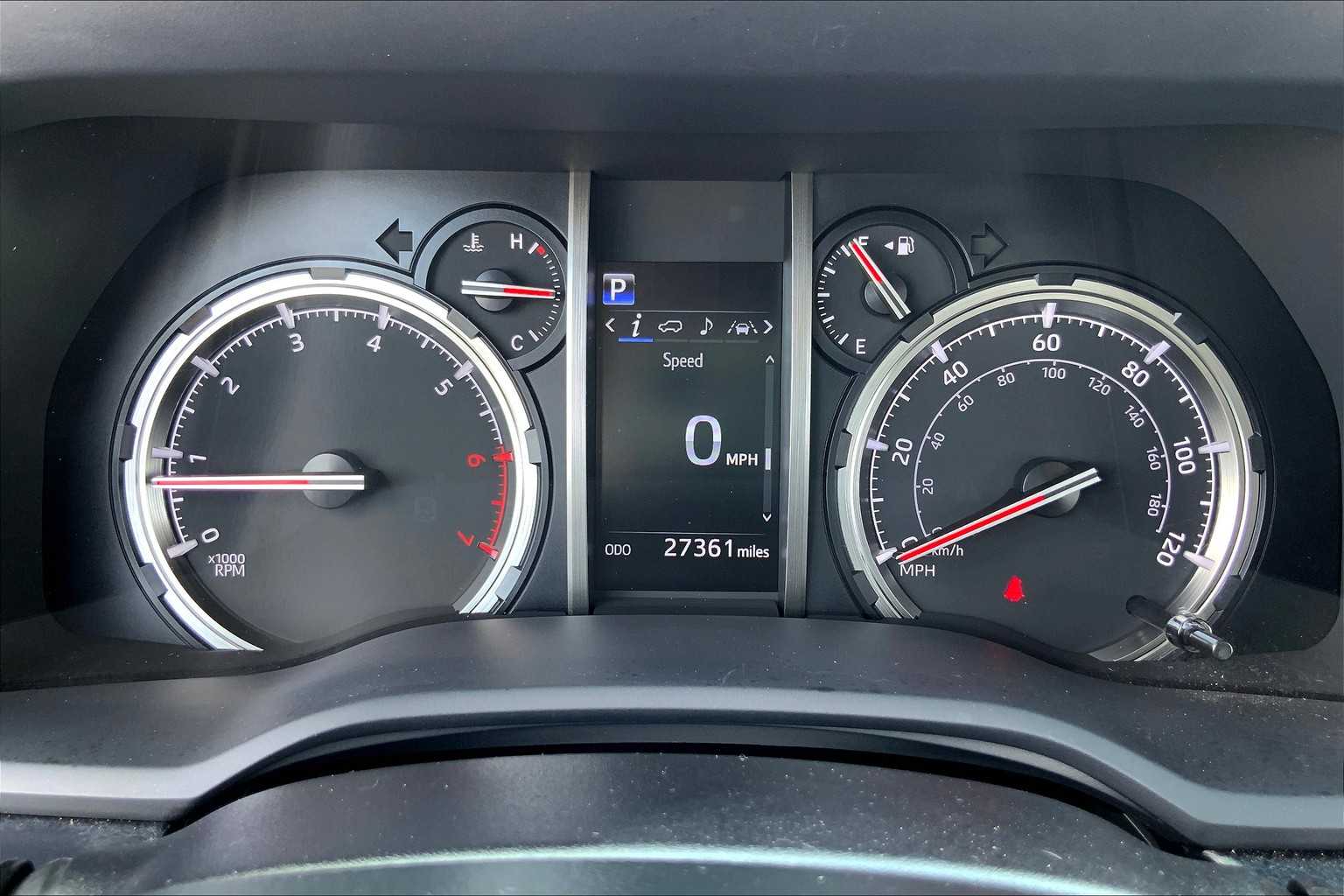 2024 Toyota 4Runner TRD photo 23
