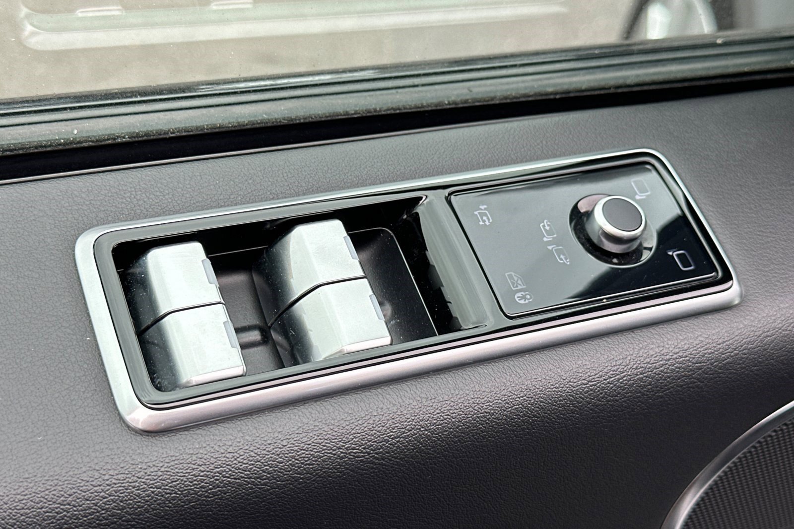 2021 Land Rover Range Rover HSE Westminster Edition photo 14