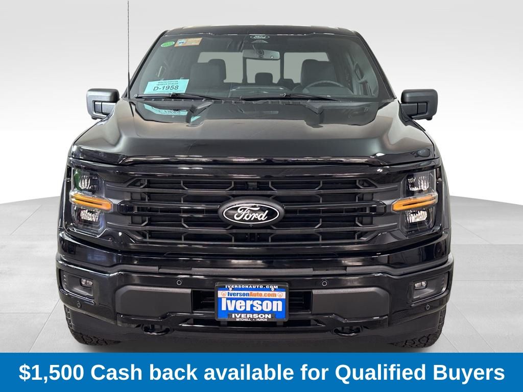 2025 Ford F-150 XLT photo 2