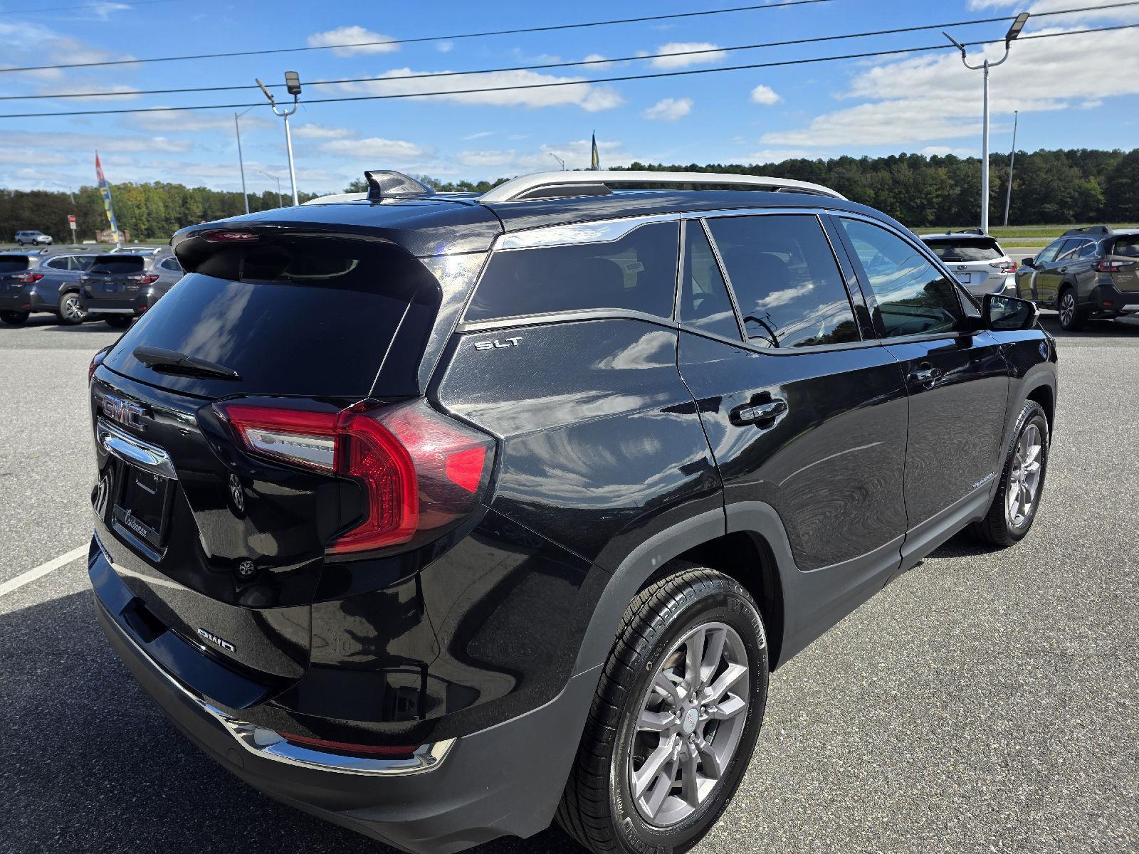 2024 Gmc Terrain SLT photo 4