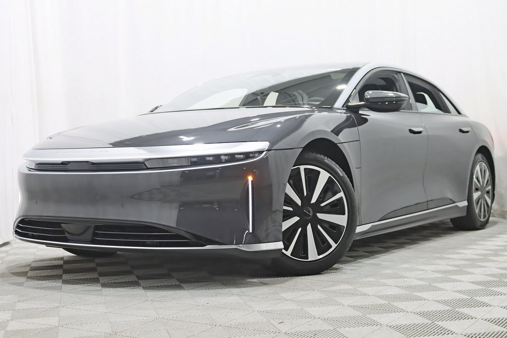 2025 Lucid Air Touring photo 6