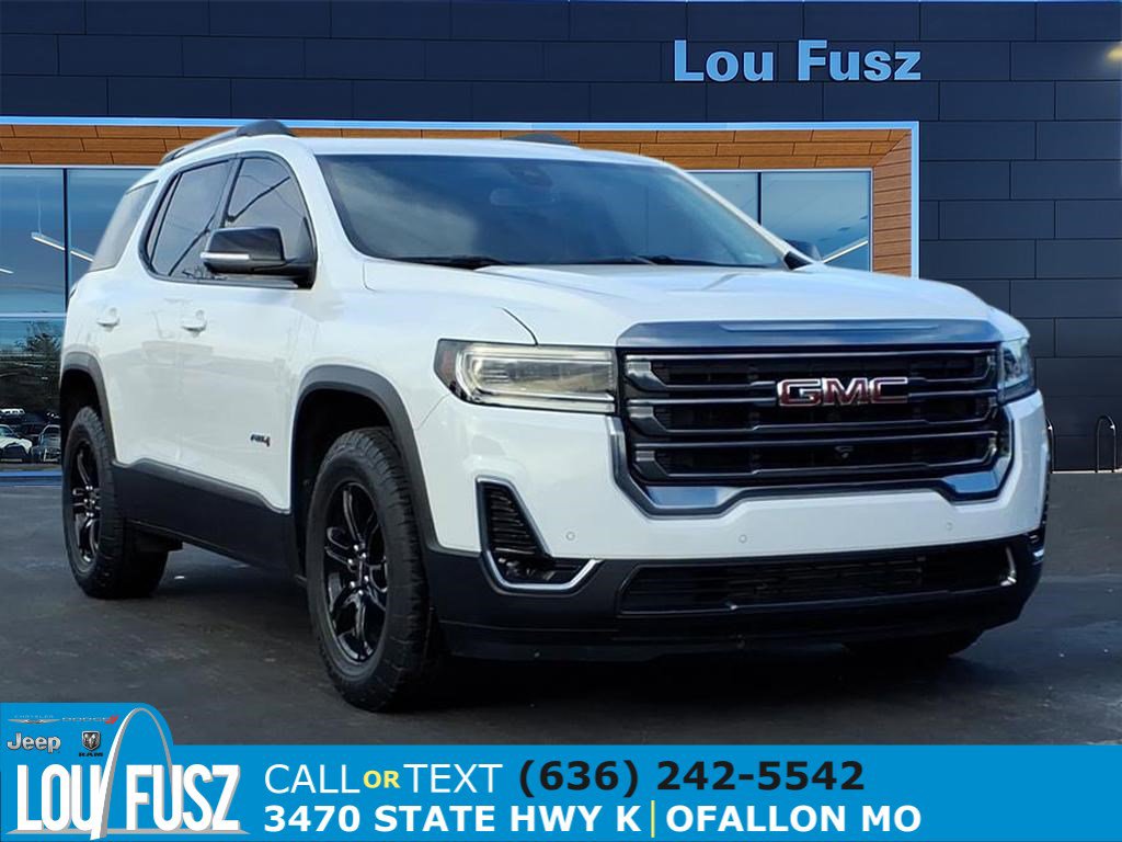 2022 GMC Acadia AT4's photo