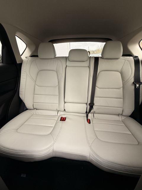2025 Mazda CX-5 2.5 S Preferred photo 11