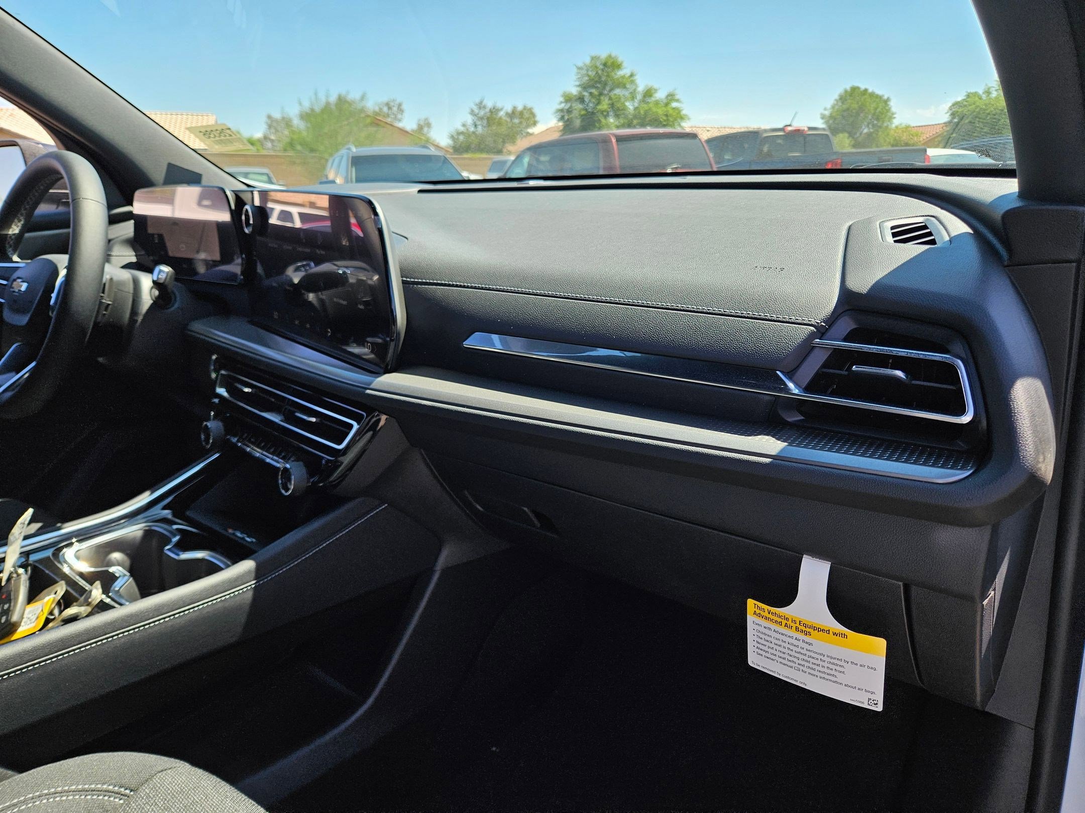 2026 Chevrolet Traverse photo 18