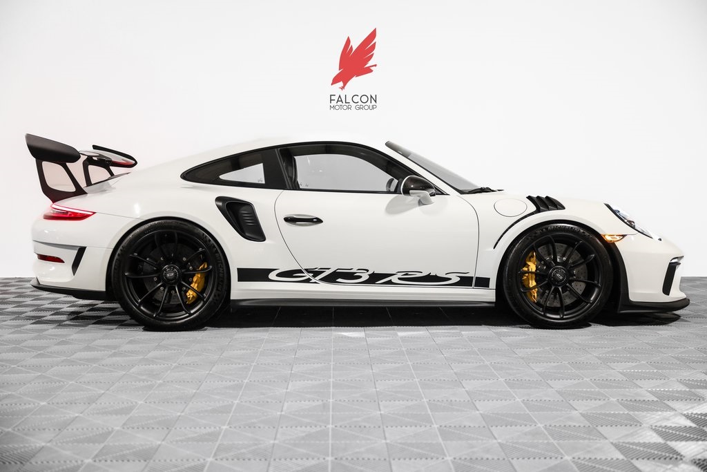 2019 Porsche 911 GT3 RS's photo