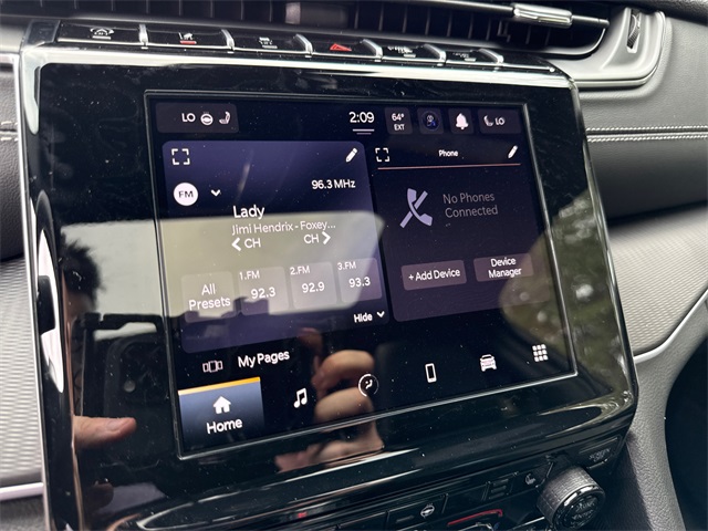 2025 Jeep Grand Cherokee Altitude photo 21