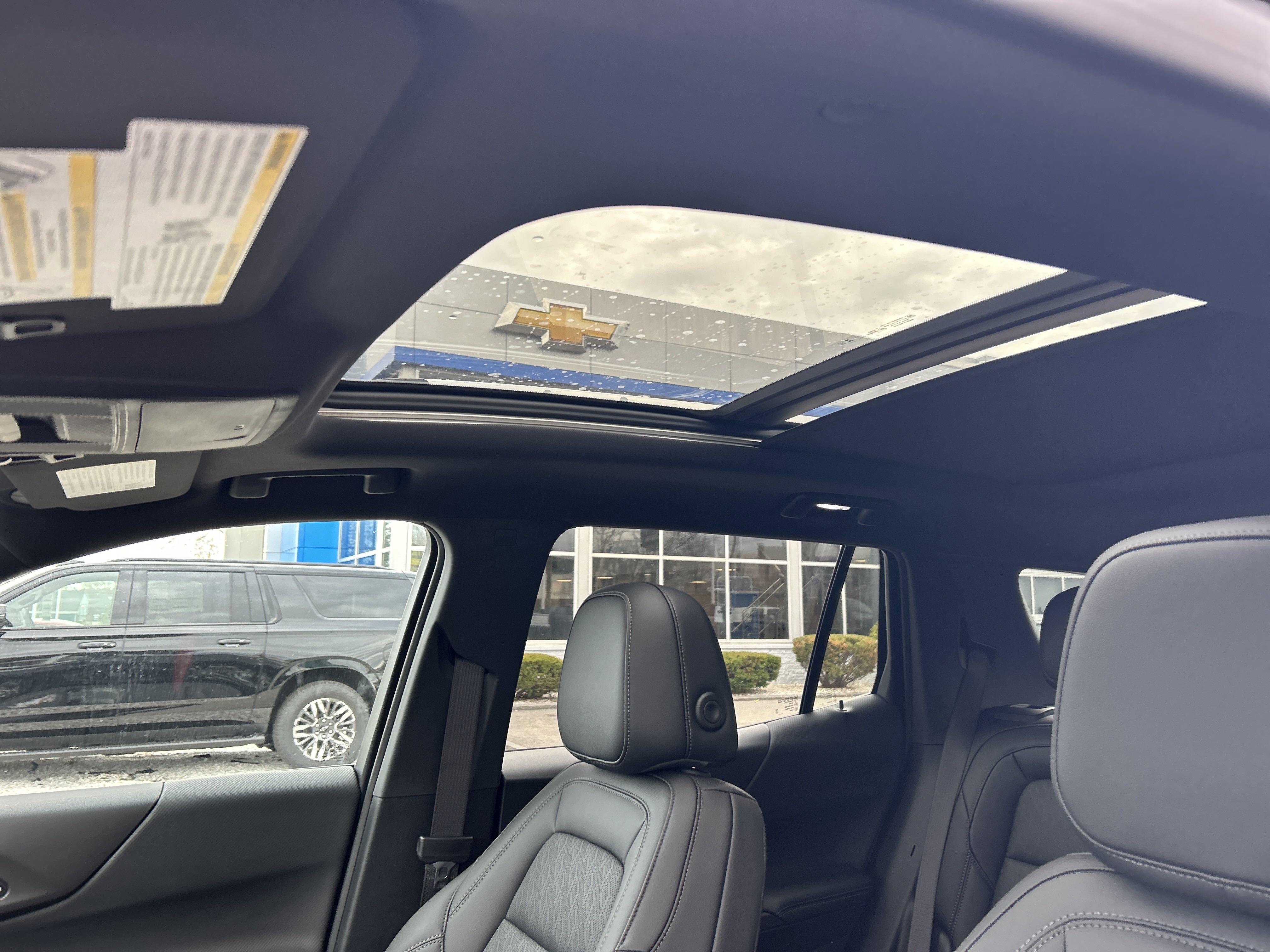 2026 Chevrolet Equinox LT photo 3