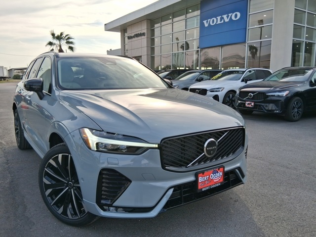 2026 Volvo XC60 Ultra's photo