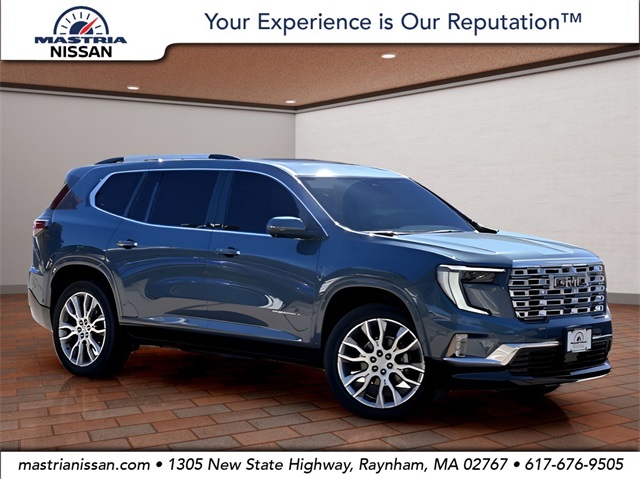 2025 GMC Acadia Denali's photo