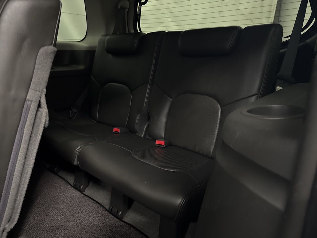 2008 Nissan Pathfinder LE photo 14