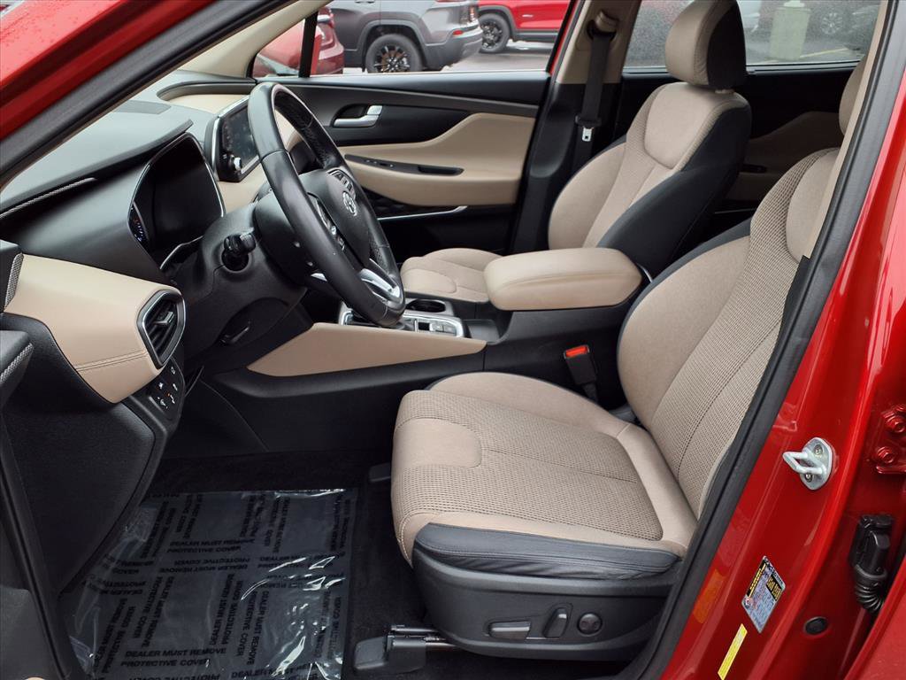 2019 Hyundai Santa Fe SEL Plus photo 2