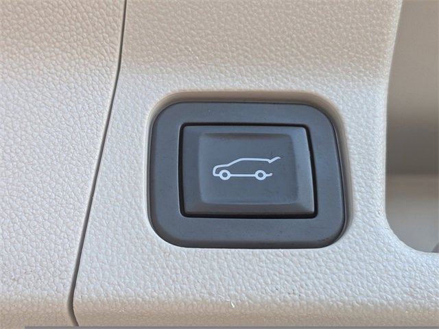 2017 Gmc Acadia Denali photo 11
