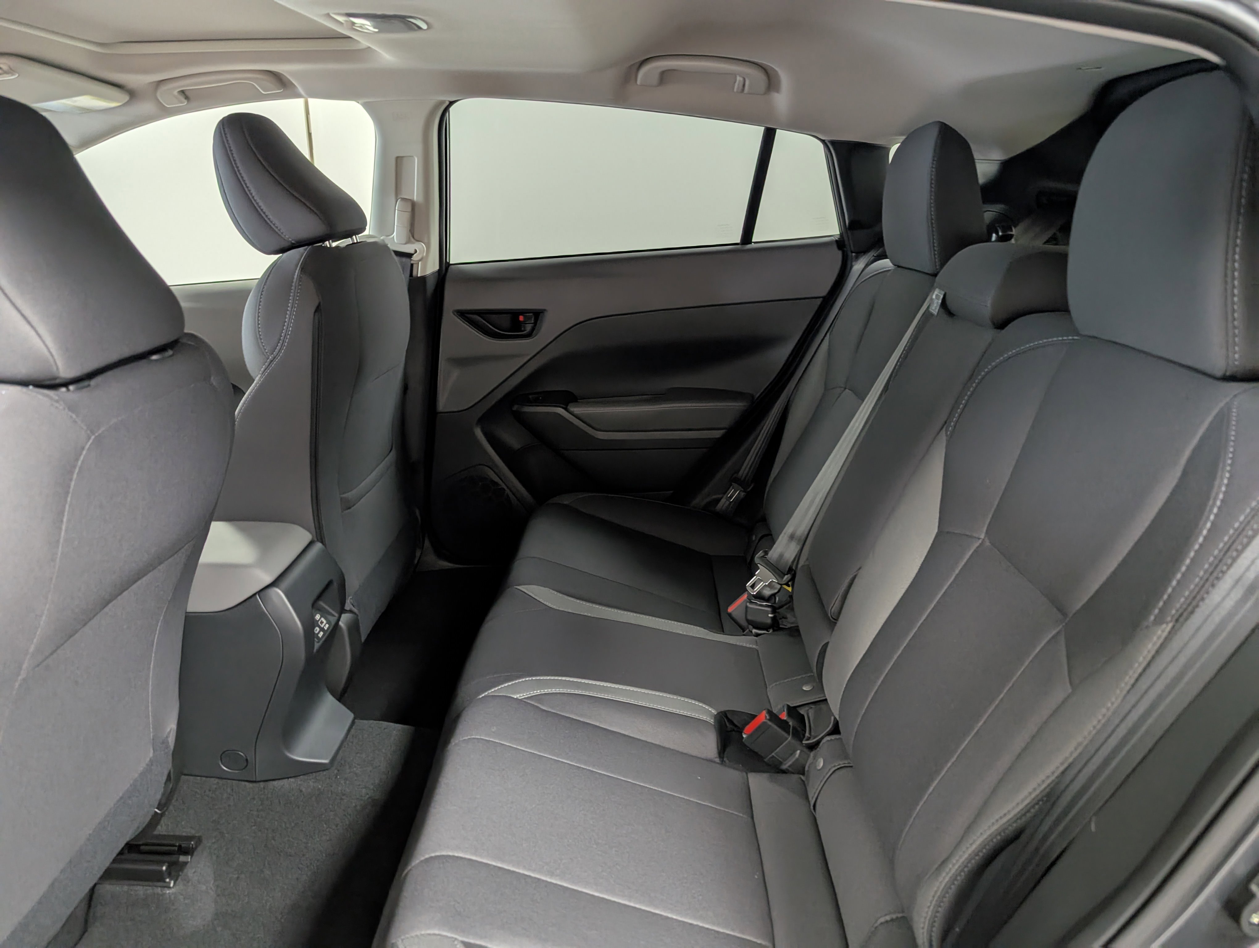 2025 Subaru Crosstrek Premium photo 2