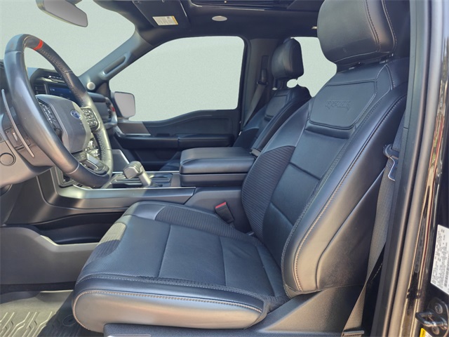 2022 Ford F-150 Raptor photo 25