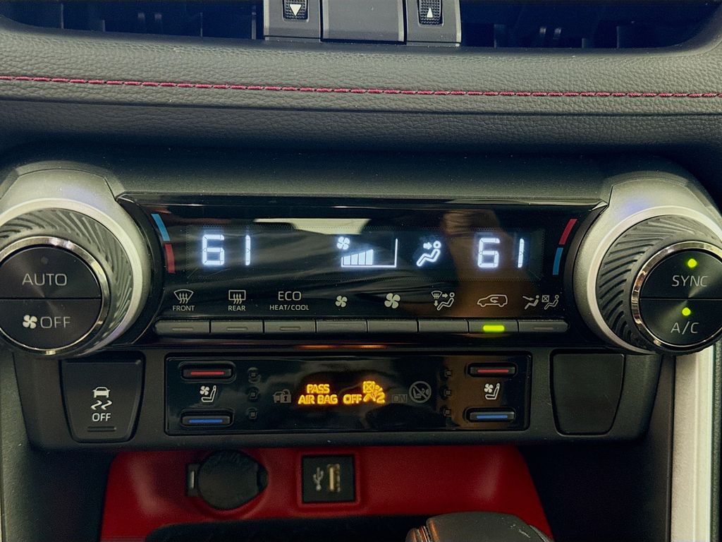 2024 Toyota RAV4 TRD Off-Road photo 15