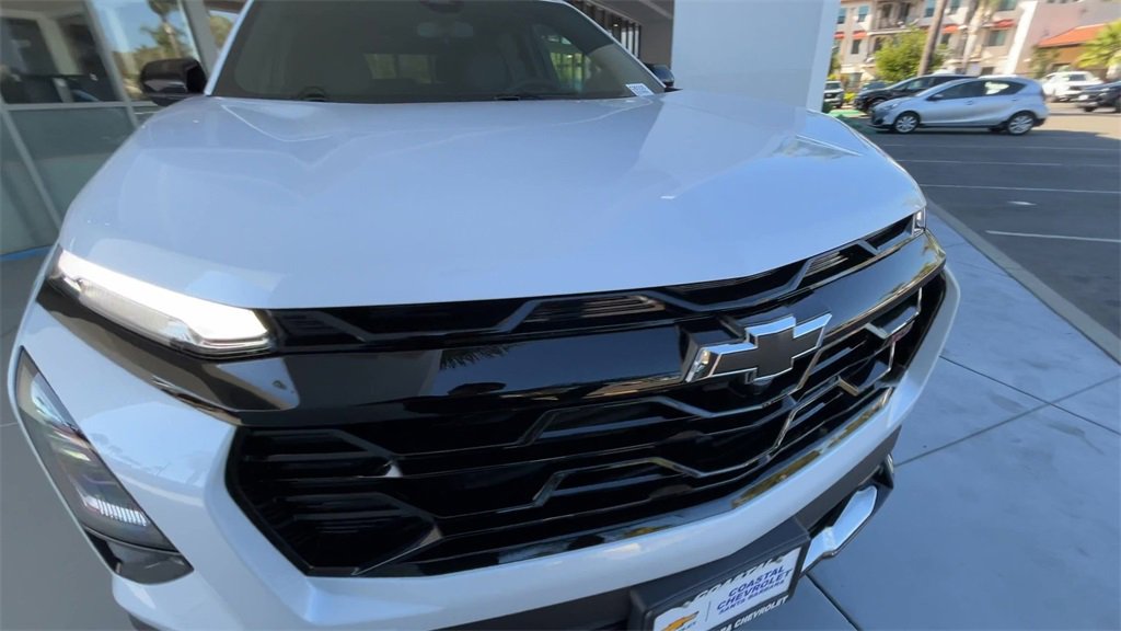 2026 Chevrolet Equinox RS photo 3