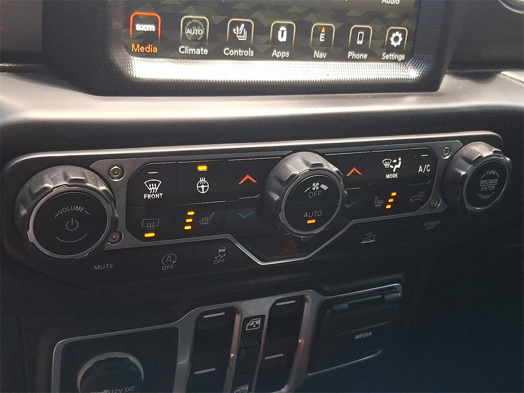 2021 Jeep Wrangler Unlimited Sahara photo 15