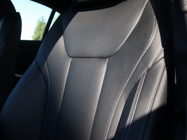 2025 Bmw 330i xDrive photo 8