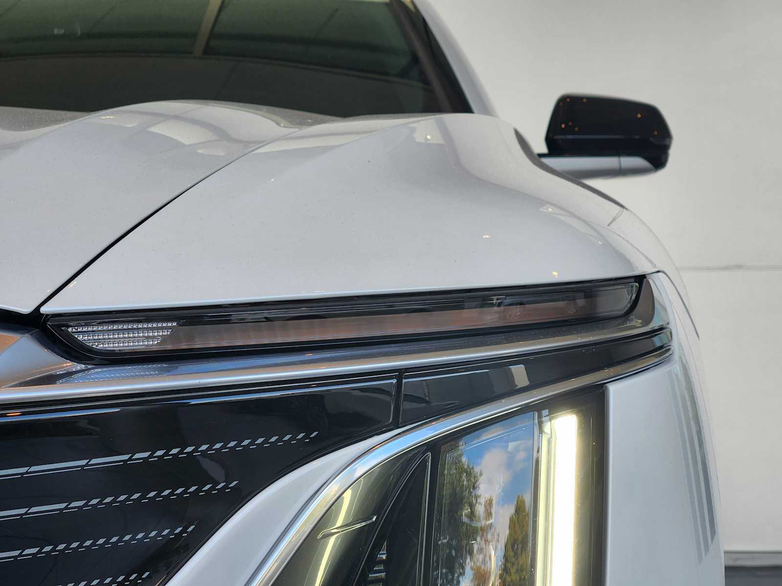 2025 Cadillac Lyriq Luxury photo 6