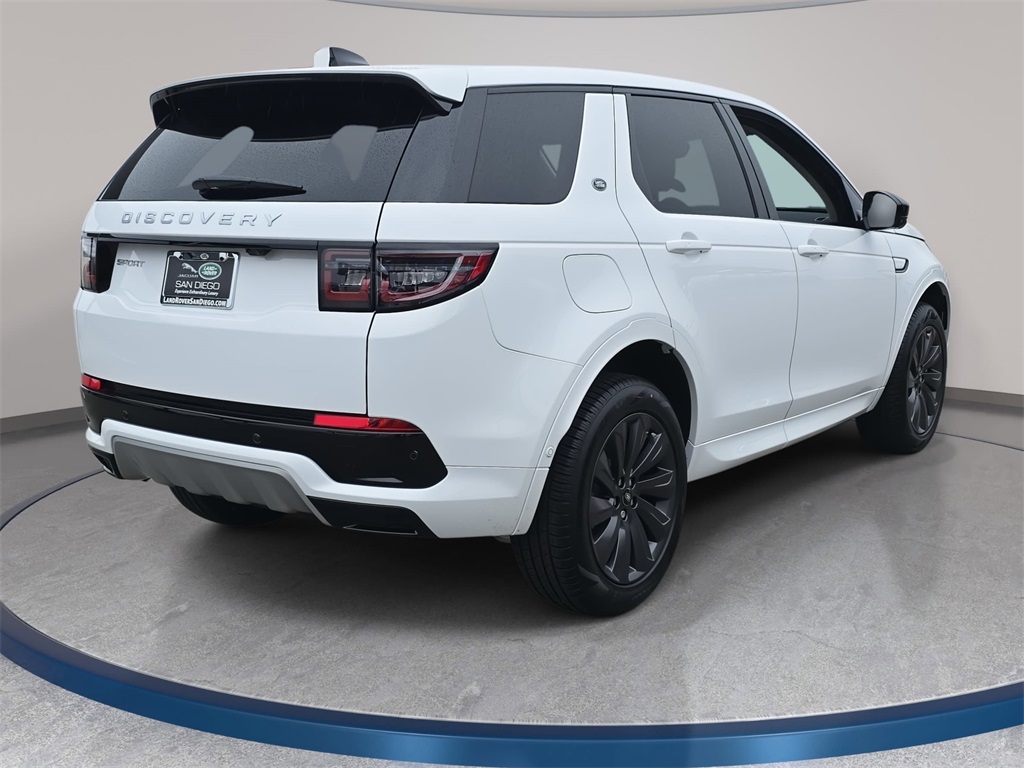 2025 Land Rover Discovery Sport S photo 4