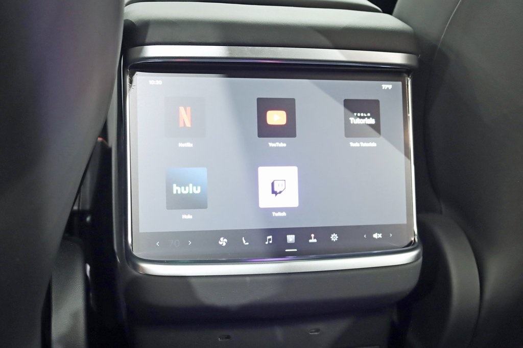 2025 Tesla Model X photo 21