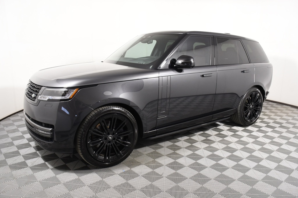 Used 2024 Land Rover Range Rover Autobiography with VIN SALK19E93RA093405 for sale in Richfield, Minnesota