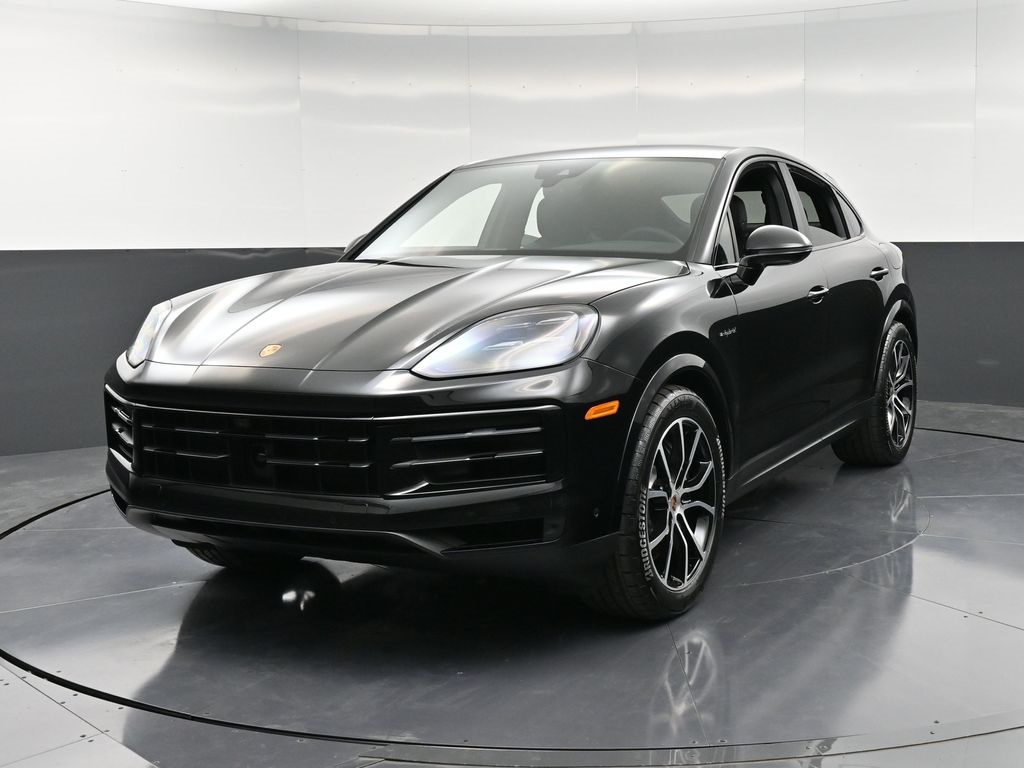 2025 Porsche Cayenne Coup E-Hybrid's photo