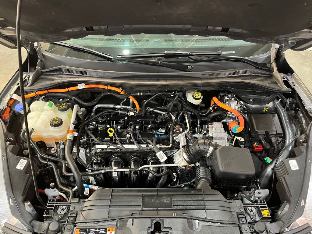 2022 Ford Escape Hybrid SEL photo 5